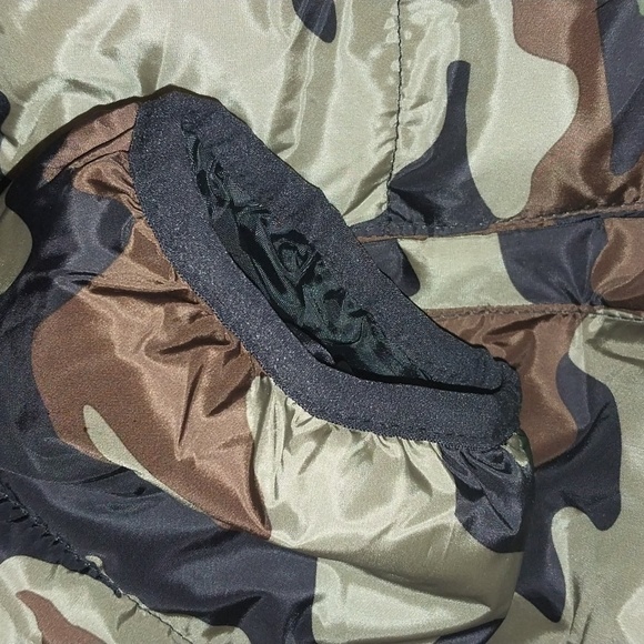 Levi"s Hooded Jacket - Picture 6 of 6